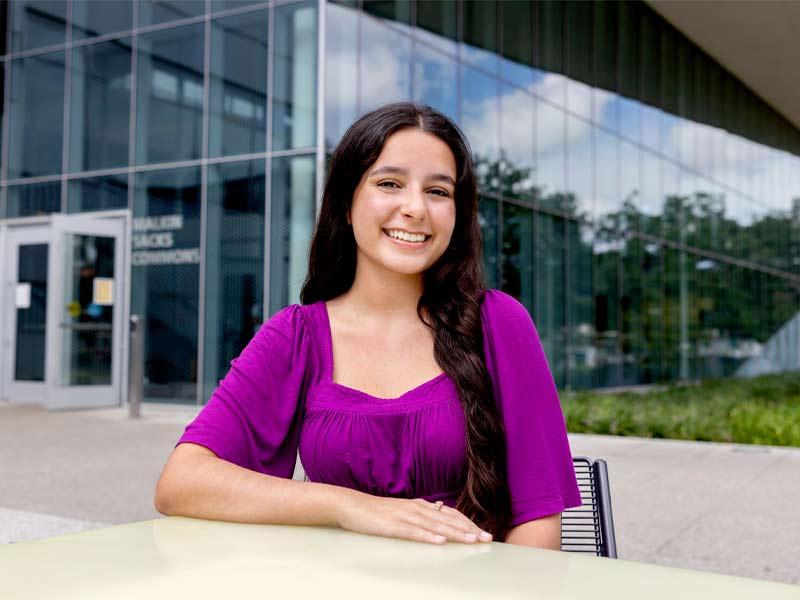 Isabel Arrarás López, a junior majoring in neuroscience, has worked to help study and promote health equity events, is part of Tulane’s Food Recovery Network and is a resident adviser in her residence hall. She has been awarded a national service-oriented scholarship for her efforts.