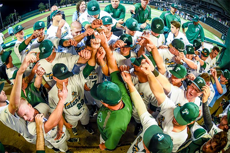 For the second consecutive year, Green Wave baseball swept the season series with LSU. For the second consecutive year, Green Wave baseball swept the season series with LSU.
