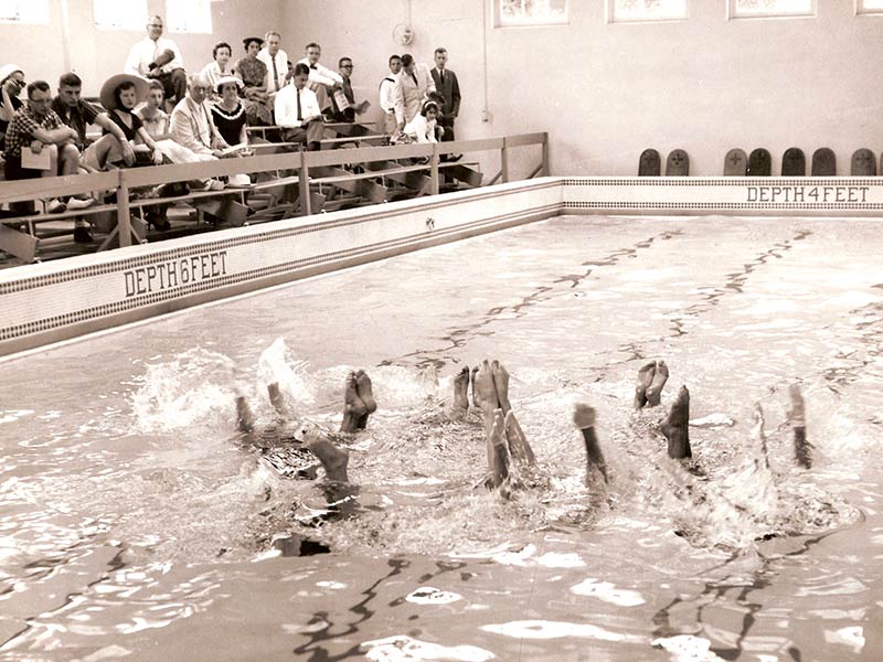 The Tulane synchronized swim team presents their annual water ballet circa 1950.