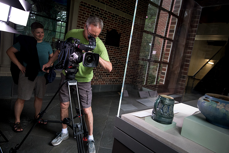 Antiques Roadshow zooms in on Newcomb pottery.