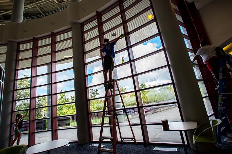 Many hands make light work during the annual maintenance event at the Reily Student Rec Center. Tulane Campus Recreation is holding it’s annual summer maintenance event, August Closure, at the Reily Student Recreation Center.