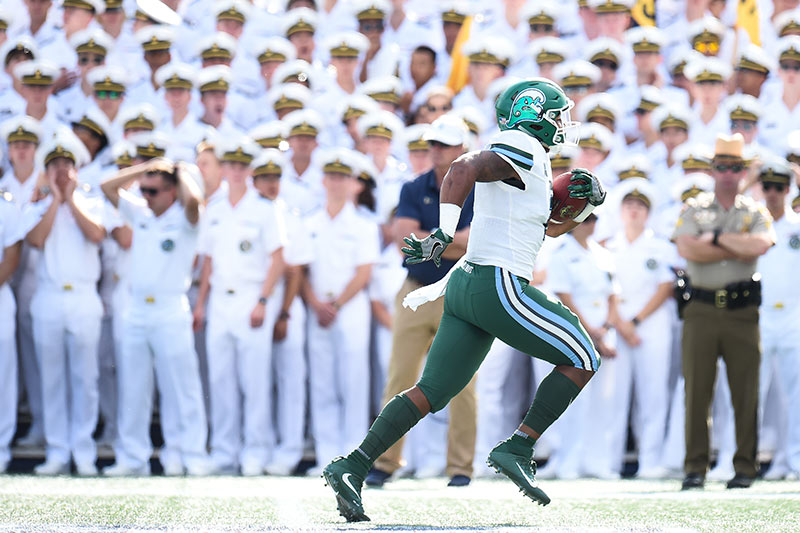 The Green Wave football team dropped a close one against the U.S. Naval Academy in Annapolis over the weekend. 