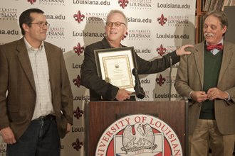 Professor Nick Spitzer gets award