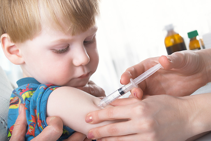 School of medicine faculty members talk about measles and vaccine safety. Listen to the podcast. 