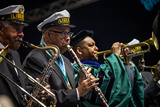Jazz band serenades graduates Jazz band serenades graduates