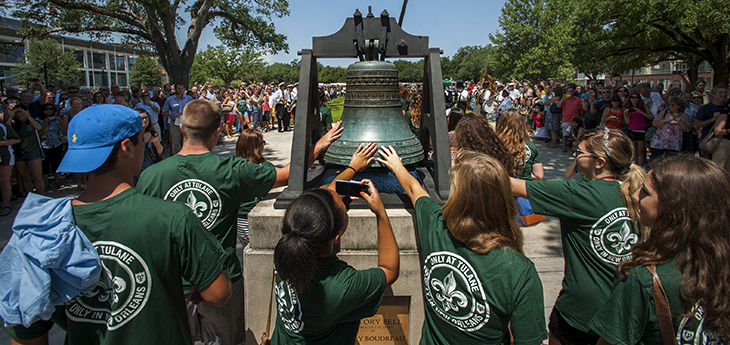 First-year students touch the Liberty Bell. First-year students touch the Liberty Bell.