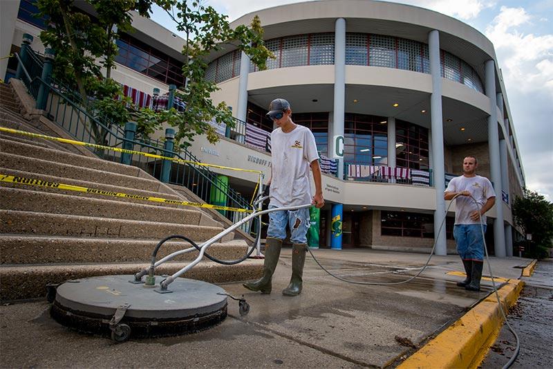 Many hands make light work during the annual maintenance event at the Reily Student Rec Center. Tulane Campus Recreation is holding it’s annual summer maintenance event, August Closure, at the Reily Student Recreation Center.