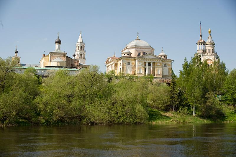 In a current project, William Brumfield, professor of Slavic Studies and well known for his scholarly photographic documentation of Russian architecture, highlights the work of Russian chemist and photographer Sergei Prokudin-Gorsky. Professor celebrates innovative early 20th photographer in upcoming book.