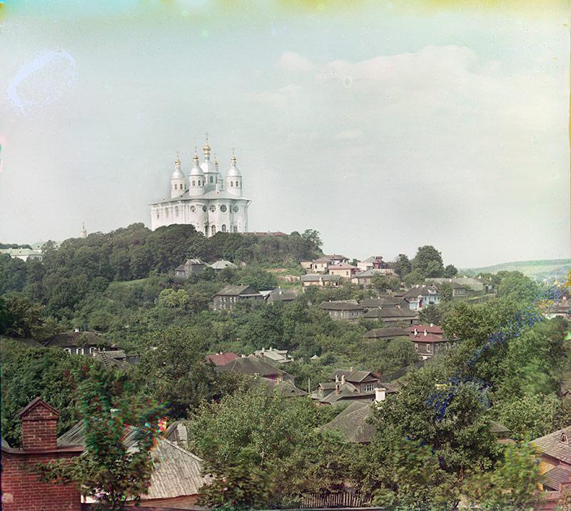 In a current project, William Brumfield, professor of Slavic Studies and well known for his scholarly photographic documentation of Russian architecture, highlights the work of Russian chemist and photographer Sergei Prokudin-Gorsky. Professor celebrates innovative early 20th photographer in upcoming book.
