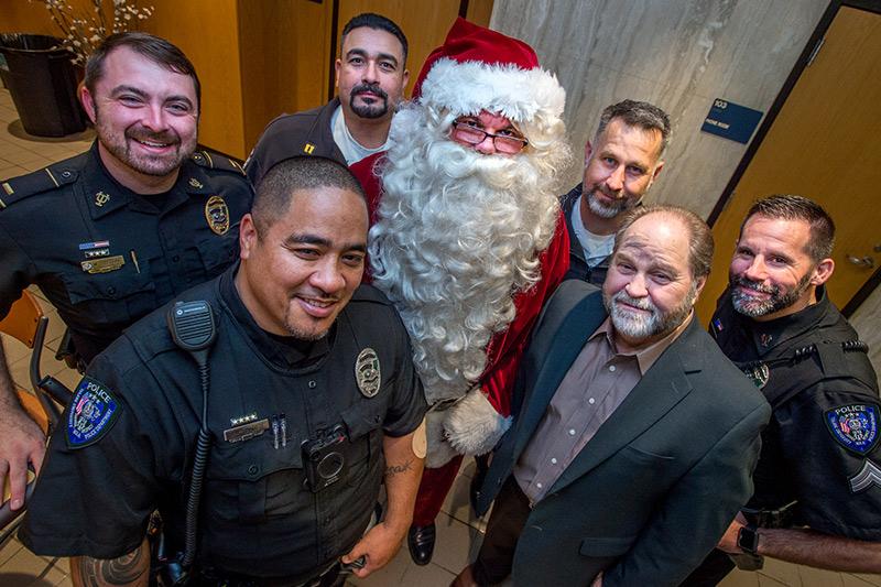 121819-tupd-toy-giveaway533-pbc-7005.jpg 121819-tupd-toy-giveaway533-pbc-7005.jpg