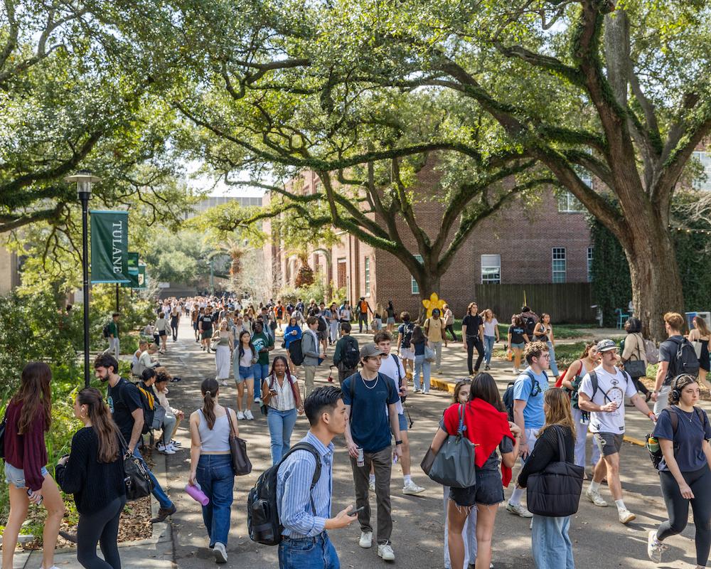 Tulane students on uptown campus