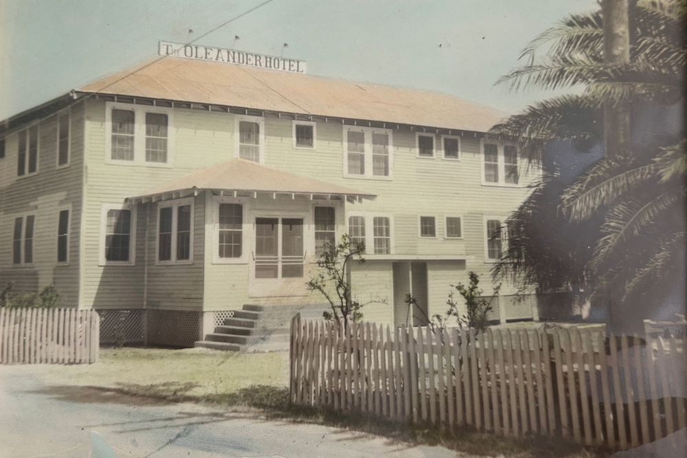 Oleander Hotel