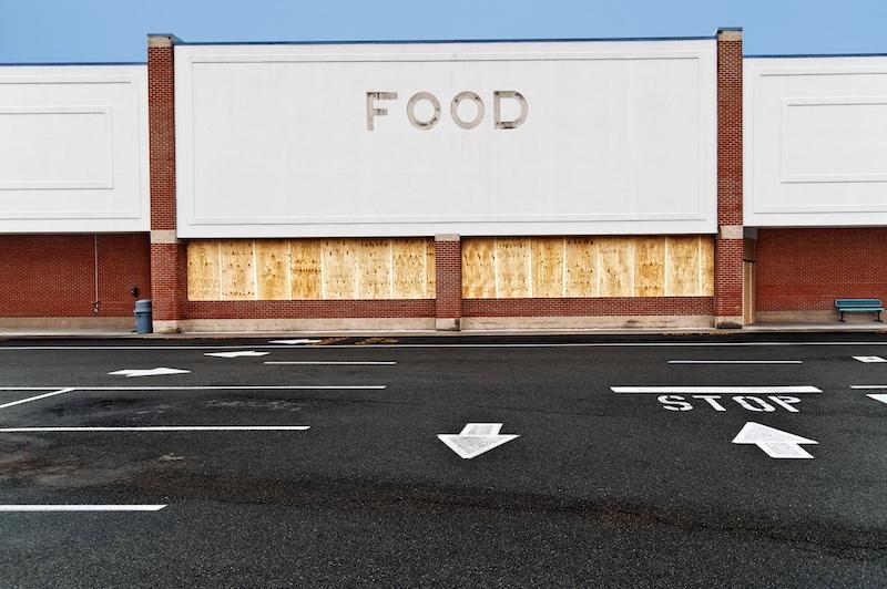 Closed grocery store