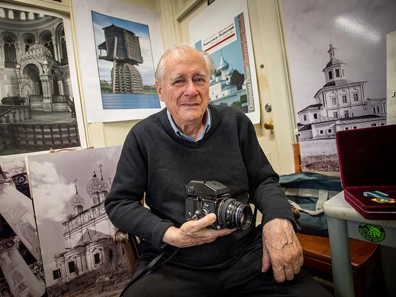 William Brumfield has spent nearly 50 years documenting Russia’s unique architecture, history and literature (Photo by Paula Burch-Celentano)