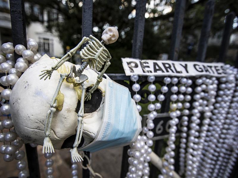 Skeletons on 6000 St. Charles Ave.