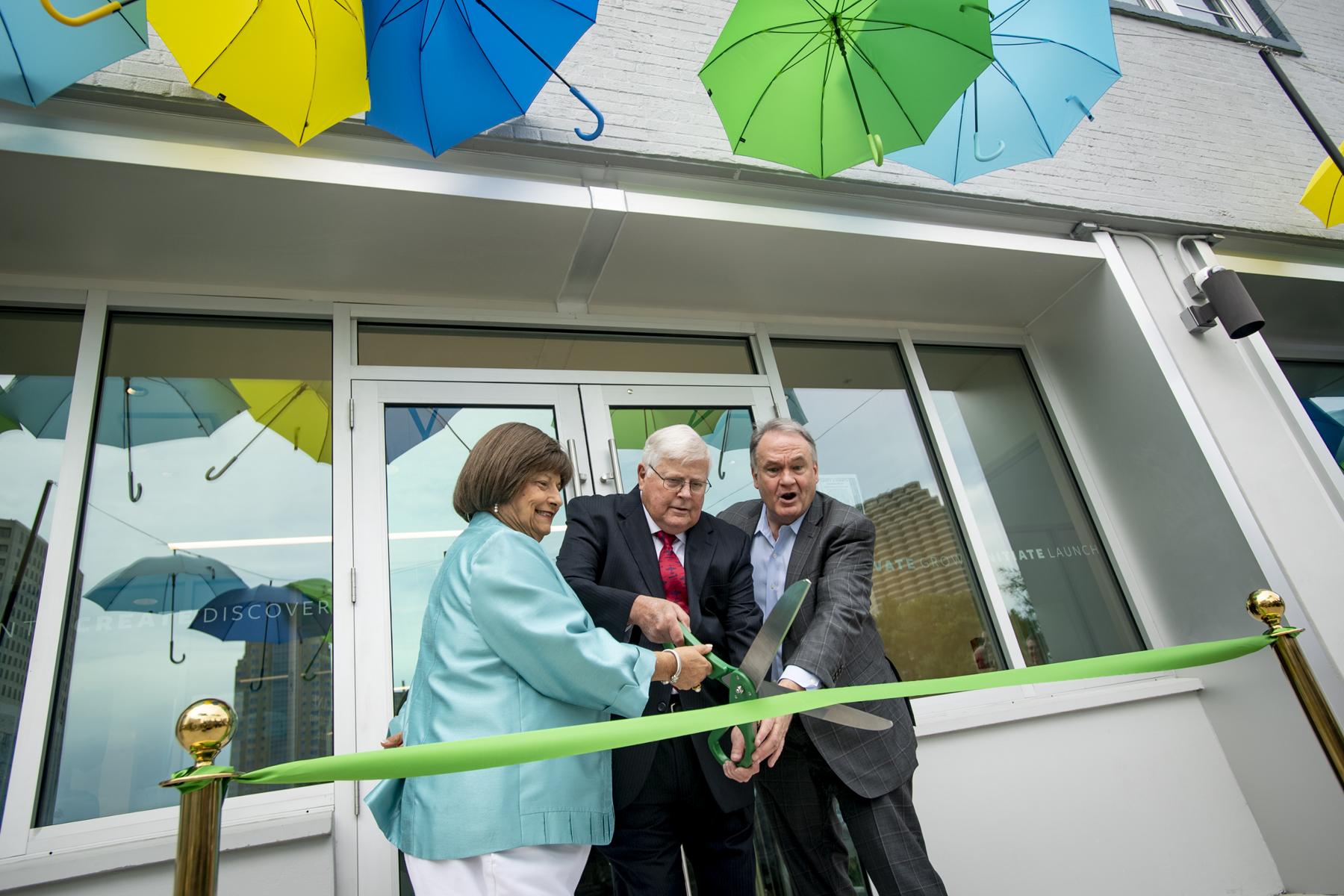 Innovation Institute at Tulane University ribbon cutting