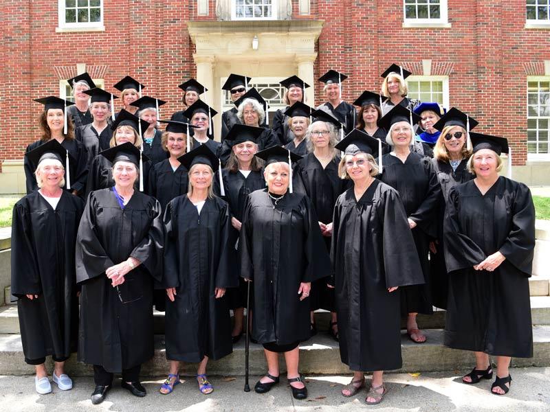 Newcomb Institute welcomed back members of the Class of 1970, 1971 and 1972 to be recognized at the ceremony. The Class of 1972 celebrated its 50-year reunion. 