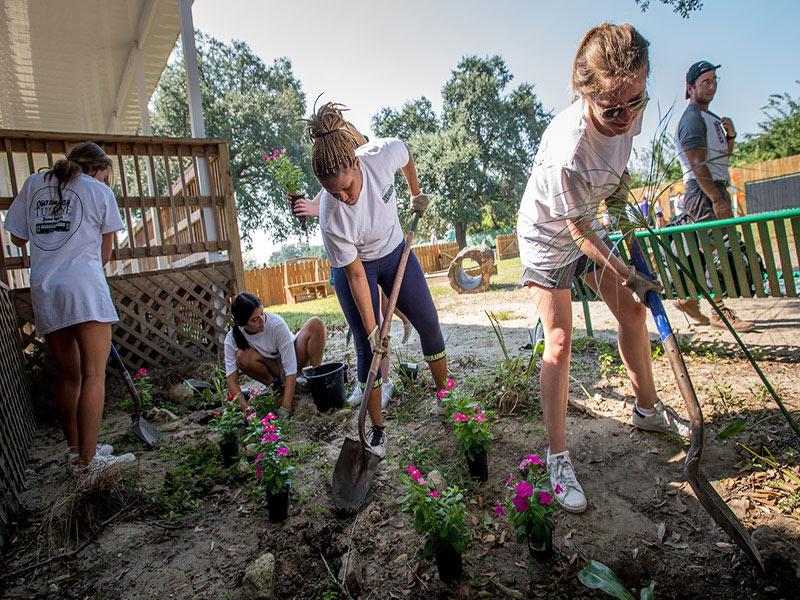 Outreach 2019 1 Outreach 2019 1