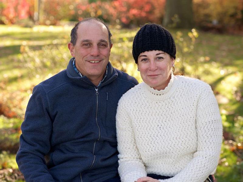 Elizabeth “Libby” Alexander and her husband, Robert Alexander Elizabeth “Libby” Alexander and her husband, Robert Alexander