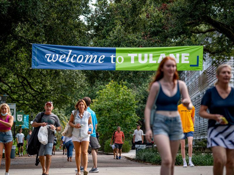 Students and parents walk along McAlister over move-in weekend