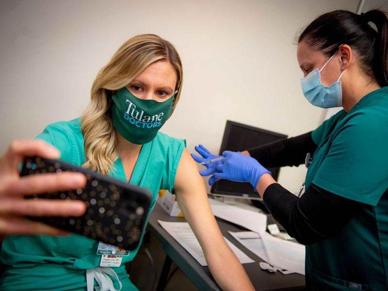 Tulane doctors were some of the first physicians in the country to receive the COVID-19 vaccine Tulane doctors were some of the first physicians in the country to receive the COVID-19 vaccine