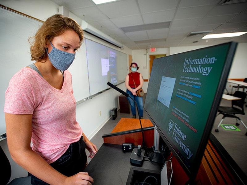 Student tech support squad provides faculty assistance Student tech support squad provides faculty assistance