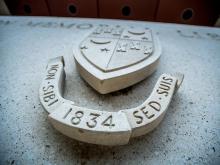 Tulane’s heraldic shield greets visitors to Howard-Tilton Memorial Library. 